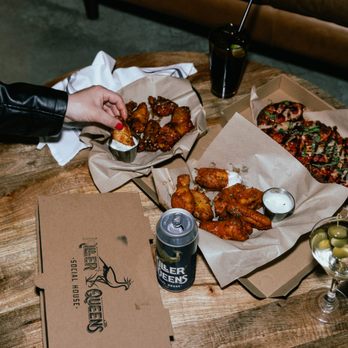 Killer Queens - Pizza and Wings - Lounges Near Me - Riverside, California Killer Queens - Pizza and Wings - Lounges Near Me - Riverside, California