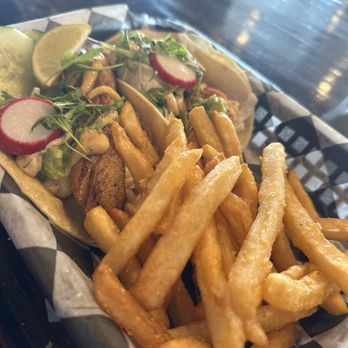 Doc's Sunset Grille - Fish tacos (mahi-mahi grilled) - Seafood Near Me - Oxford, Maryland