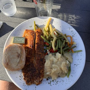 Boathouse On the Bay - Blackened Whitefish, delicious! - Seafood Near Me - Sister Bay, Wisconsin