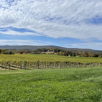 Breaux Vineyards - Some of the best views in the area. - Wineries Near Me - Purcellville, Virginia Breaux Vineyards - Some of the best views in the area. - Wineries Near Me - Purcellville, Virginia