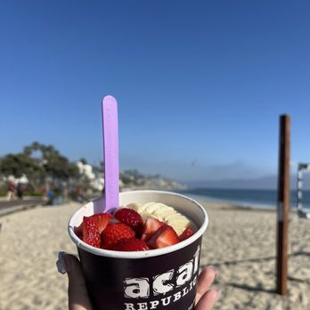 Acai Republic Laguna Beach - Acai - Acai Bowls Near Me - Laguna Beach, California Acai Republic Laguna Beach - Acai - Acai Bowls Near Me - Laguna Beach, California
