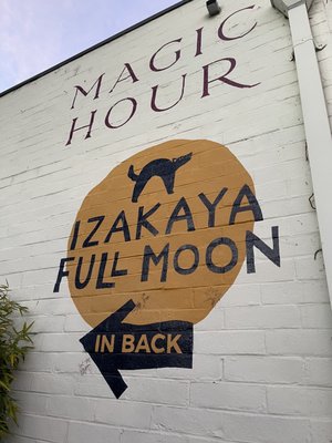 Izakaya Full Moon by null