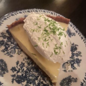 Armitage Alehouse - Key Lime Pie - Pubs Near Me - Chicago, Illinois Armitage Alehouse - Key Lime Pie - Pubs Near Me - Chicago, Illinois