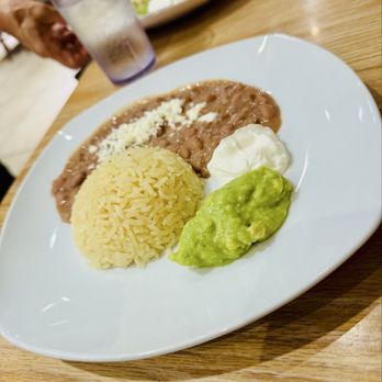 El Rey Del Mar - Sides for fajitas - Mexican Near Me - Kapaʻa, Hawaii