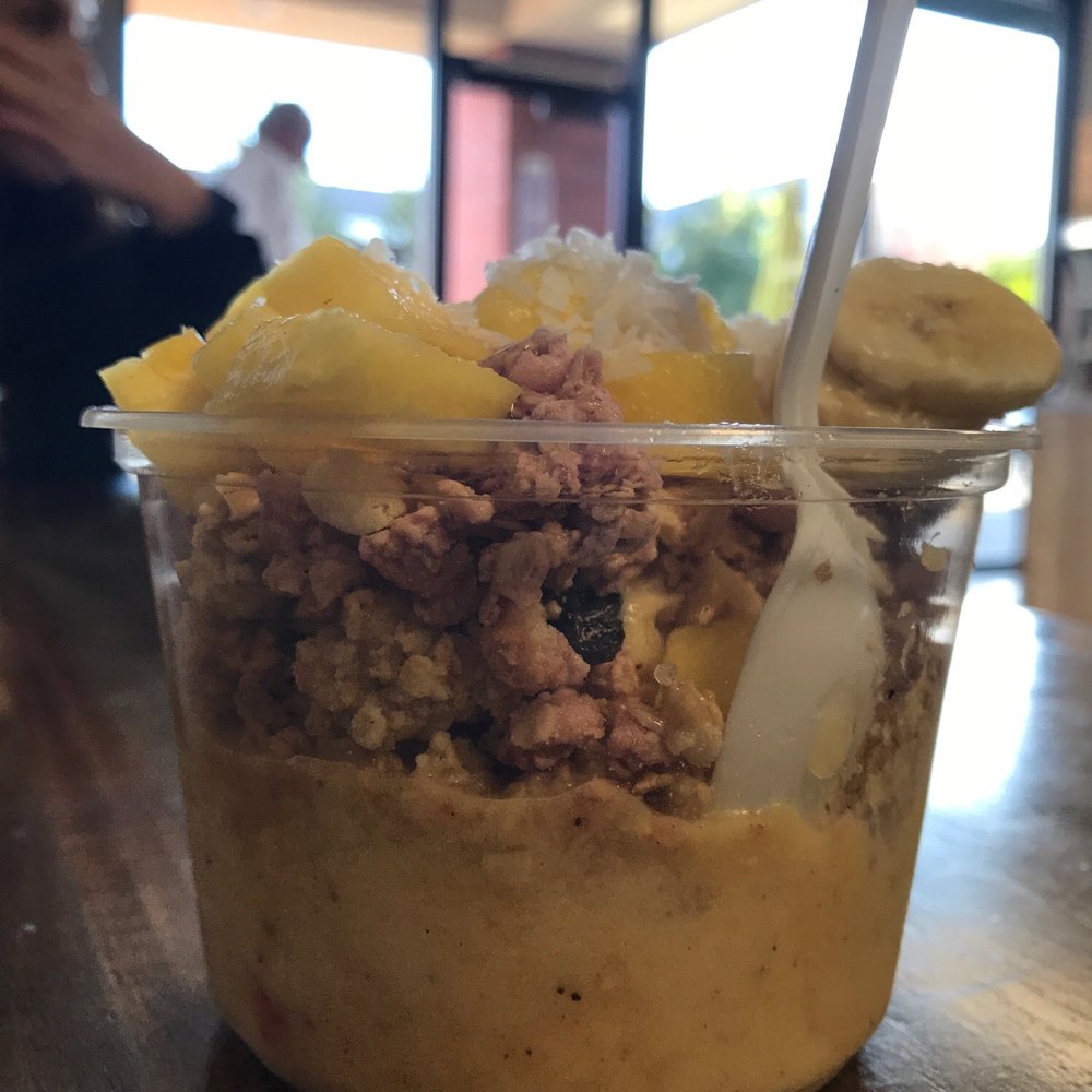 jüs - Lots of granola. Not as much acai. - Juice Bars & Smoothies Near Me - Reno, Nevada
