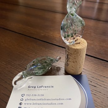 LeFrancis Studios - Leaf wine cork/stopper!! - Glass Blowing Near Me - Las Vegas, Nevada LeFrancis Studios - Leaf wine cork/stopper!! - Glass Blowing Near Me - Las Vegas, Nevada