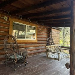 Wagon Box Inn - cabin