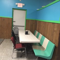 Saco Valley Sports Center - Great table for parties!