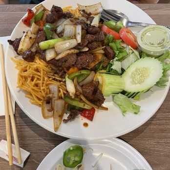 Bone & Broth - Garlic Noodles with Filet Mignon - Vietnamese Near Me - Ontario, California