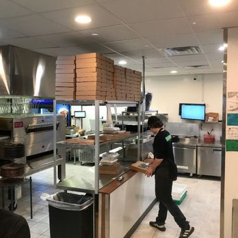 Bourbon St Pizza - Open view kitchen - Pizza Near Me - Mishawaka, Indiana Bourbon St Pizza - Open view kitchen - Pizza Near Me - Mishawaka, Indiana