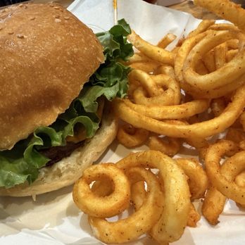 Burgers and Brew - Cheeseburger - Burgers Near Me - Sacramento, California Burgers and Brew - Cheeseburger - Burgers Near Me - Sacramento, California