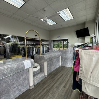World Cleaners - Inside view - Dry Cleaning Near Me - Woodstock, Georgia World Cleaners - Inside view - Dry Cleaning Near Me - Woodstock, Georgia