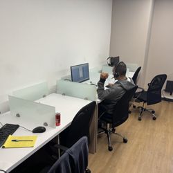 Idea Creative Marketing Agency - Office space ( virtual assistant)