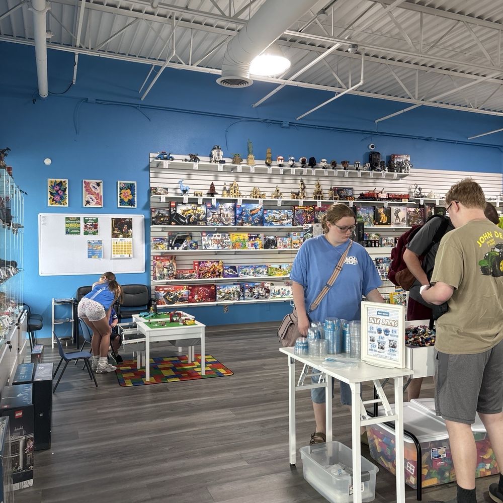 Bricks & Minifigs Grapevine - Toy Stores Near Me - Bedford, Texas Bricks & Minifigs Grapevine - Toy Stores Near Me - Bedford, Texas