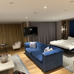 Oceana Hotel - Nice space, sweet Murphy bed