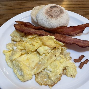 Jake’s On The Lakes - Classic breakfast - Salad Near Me - Center City, Minnesota Jake’s On The Lakes - Classic breakfast - Salad Near Me - Center City, Minnesota