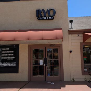 Ryo Coffee & Tea - Entrance, next door to a Subway - Coffee & Tea Near Me - Fullerton, California