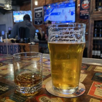 Knotty Barrel - Pliney and a Knobb - Gastropubs Near Me - San Diego, California Knotty Barrel - Pliney and a Knobb - Gastropubs Near Me - San Diego, California
