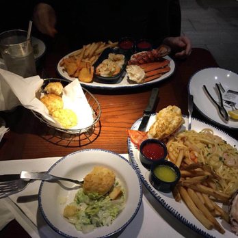 Red Lobster - Seafood Near Me - Coralville, Iowa