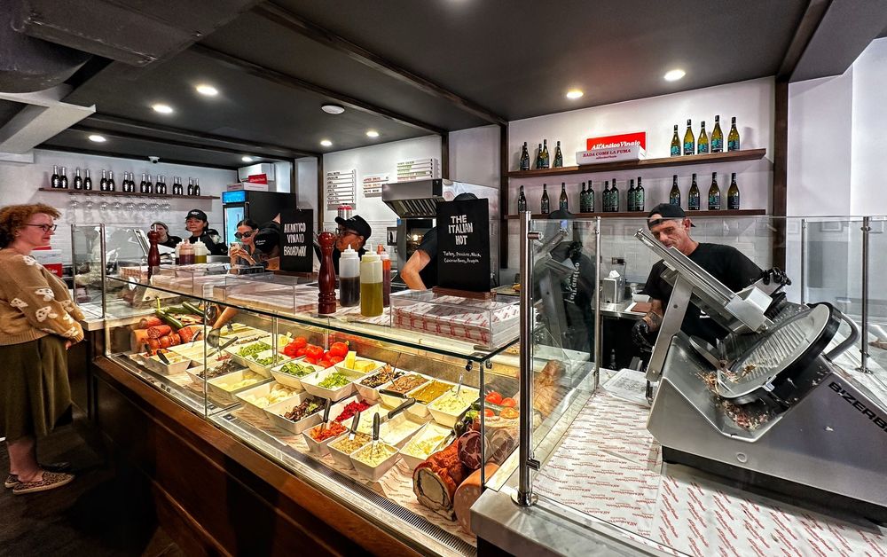 Food from All'Antico Vinaio