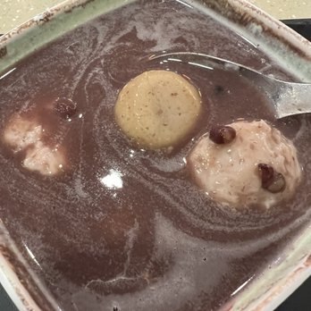 Meet Fresh - Hot Red Bean Soup Signature - Desserts Near Me - Houston, Texas