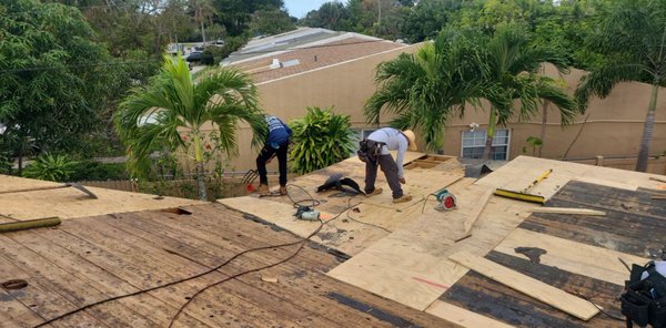 Air Force Roofing Logo