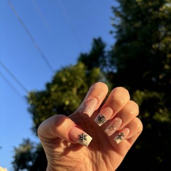 Acryliq Nails - Gel-X Nails - Nail Salons Near Me - Canoga Park, California