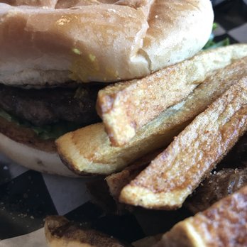 Tailgater's Burger Company - Burgers Near Me - Hope, Arkansas