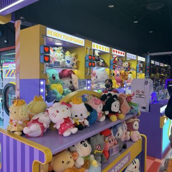 Mega Claw - Arcades Near Me - Las Vegas, Nevada