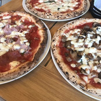 Oakfire - Pizza Near Me - Lake Geneva, Wisconsin