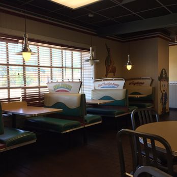 Long John Silver's - The front window area - Fast Food Near Me - Toledo, Ohio