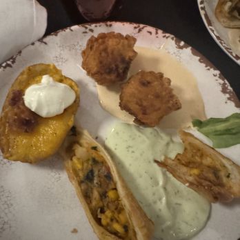 Wunsche Bros Cafe & Saloon - Burgers Near Me - Spring, Texas