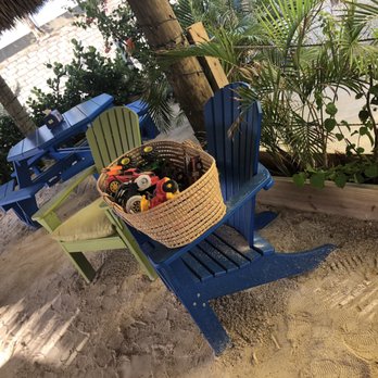 What The Fish Rolls - Outside seating and kids toys - Seafood Near Me - Tavernier, Florida What The Fish Rolls - Outside seating and kids toys - Seafood Near Me - Tavernier, Florida