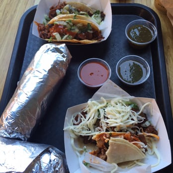 Hugo's Tacos - Mexican Near Me - Studio City, California