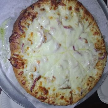 Enzos Pizza - Chicken Alfredo pizza - Pizza Near Me - Riverside, California Enzos Pizza - Chicken Alfredo pizza - Pizza Near Me - Riverside, California