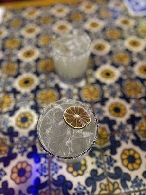 LA FONDA DE LOS CARNALITOS by null