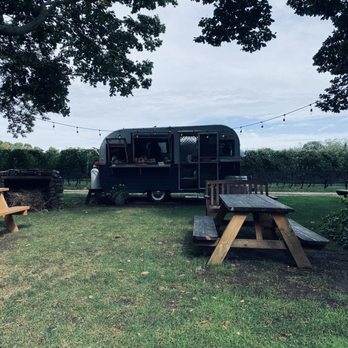 McCall Wines - Burger trailer. The burgers are great. - Wineries Near Me - Cutchogue, New York