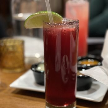 Afghan Bistro - a drink with a lime slice on the rim - Afghan Near Me - Springfield, Virginia Afghan Bistro - a drink with a lime slice on the rim - Afghan Near Me - Springfield, Virginia