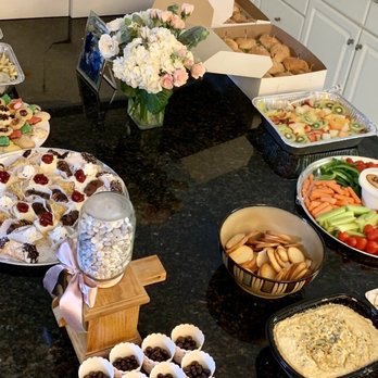 Jim Alesci's Place - Caprese skewers, spinach & artichoke dip, fruit & veggies, pasta, eggplant, pastry/cookie trays - Delis Near Me - Solon, Ohio Jim Alesci's Place - Caprese skewers, spinach & artichoke dip, fruit & veggies, pasta, eggplant, pastry/cookie trays - Delis Near Me - Solon, Ohio
