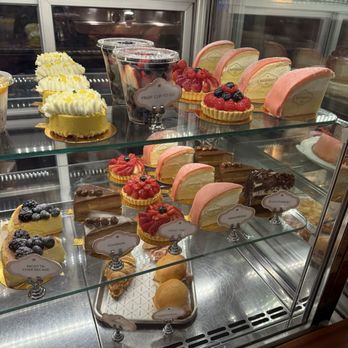 Sant Ambroeus Palm Beach - Variety of cakes - Italian Near Me - Palm Beach, Florida Sant Ambroeus Palm Beach - Variety of cakes - Italian Near Me - Palm Beach, Florida