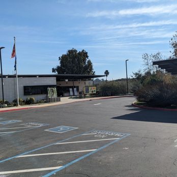 Stoneview Nature Center - Community Centers Near Me - Culver City, California