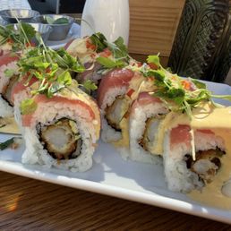 The bluefin Roll, with bluefin tuna, tempura shrimp, leche de tigre, avocado and cucumber. Pretty good The bluefin Roll, with bluefin tuna, tempura shrimp, leche de tigre, avocado and cucumber. Pretty good