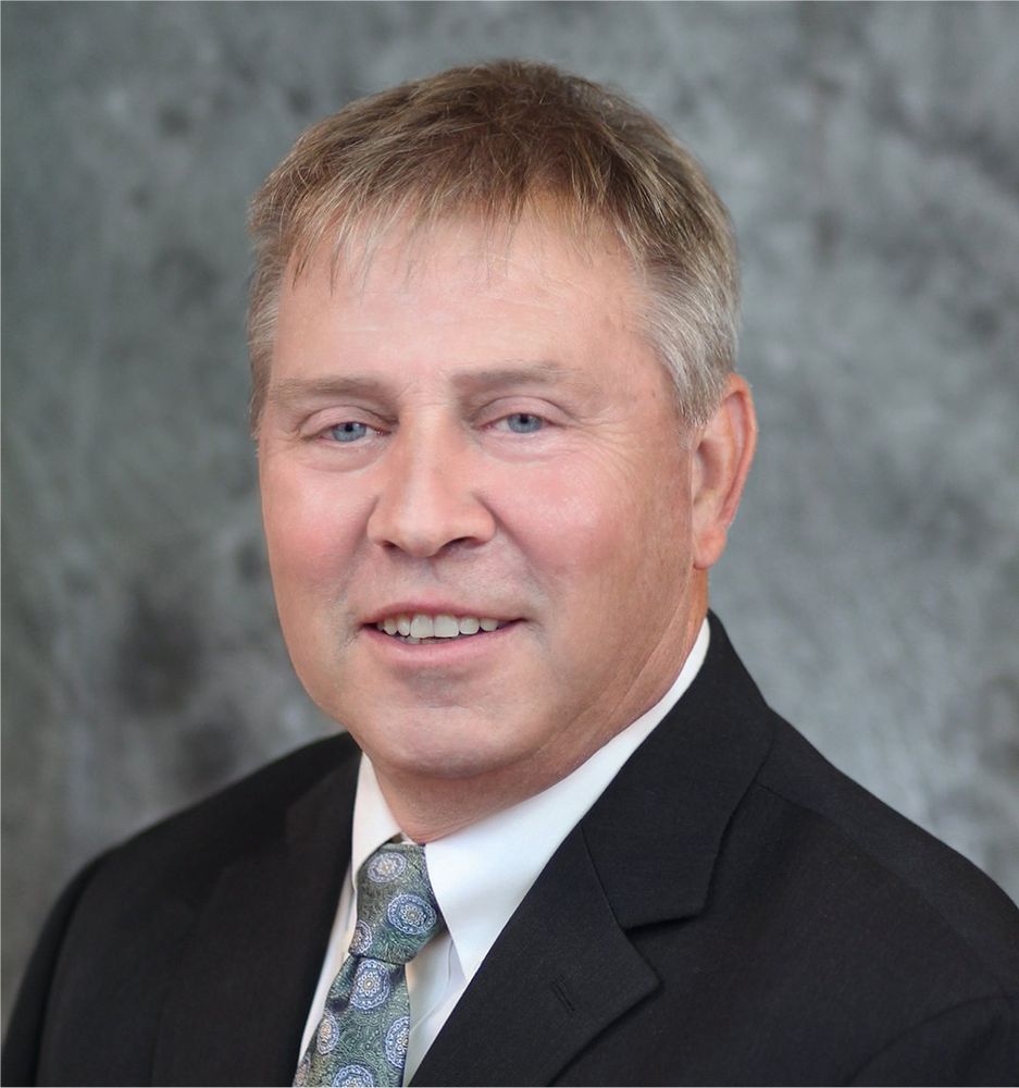 R MICHAEL LIEPKE HOWARD HANNA 102 W Seneca Tpke, Manlius, New York