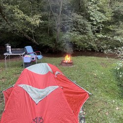 Jenny's Creek Family Campground - Jennys camp ground!