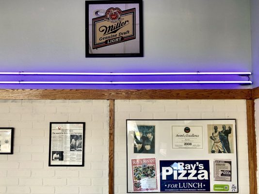 Ray's Pizza by null