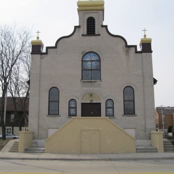 Chamberlin - Specialty circle top storm windows. - Roofing Near Me - Wauwatosa, Wisconsin