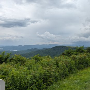 Blue Ridge Parkway - Hiking Near Me - Deep Gap, North Carolina Blue Ridge Parkway - Hiking Near Me - Deep Gap, North Carolina