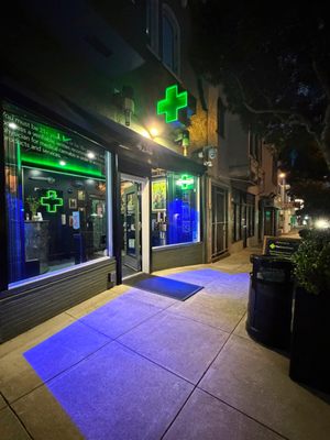 The Green Cross by null