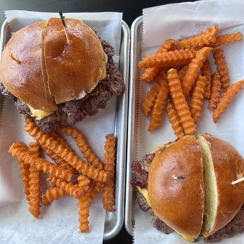 Burger Press - Burgers Near Me - Edina, Minnesota