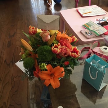 The Flowerman - A really great arrangement from The Flowerman! - Florists Near Me - Pasadena, California The Flowerman - A really great arrangement from The Flowerman! - Florists Near Me - Pasadena, California